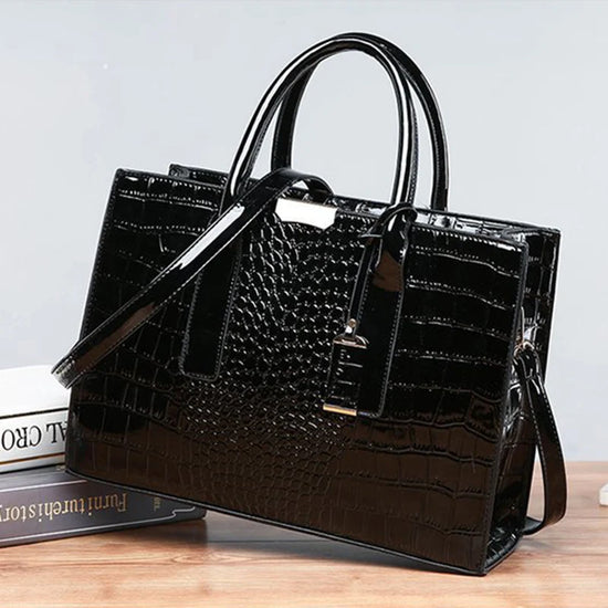 Borsa donna effetto coccodrillo con zip e tracolla - foto 15 della galleria