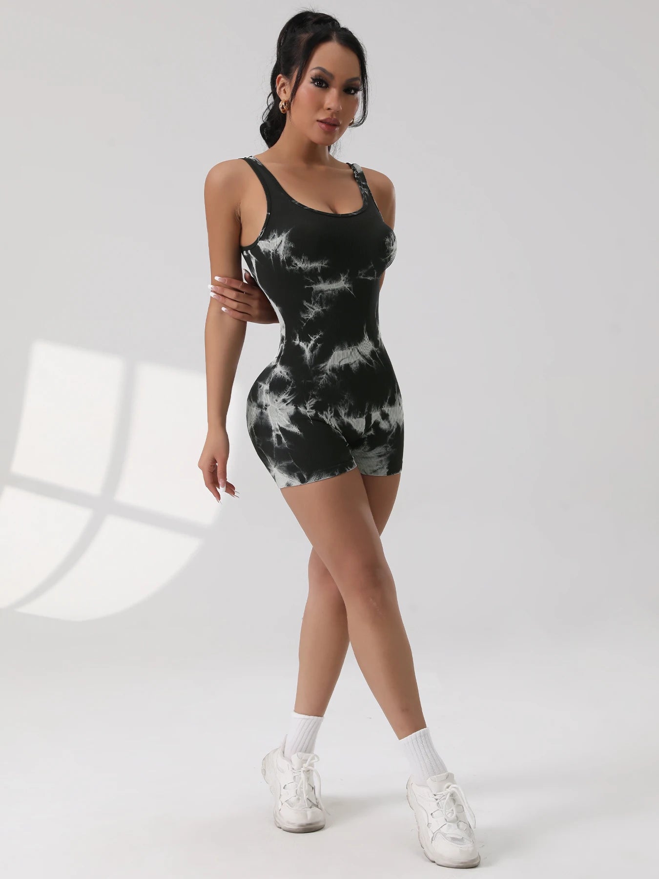 Jumpsuit sportiva donna 2025 – body seamless backless con scollo a U, elegante e funzionale