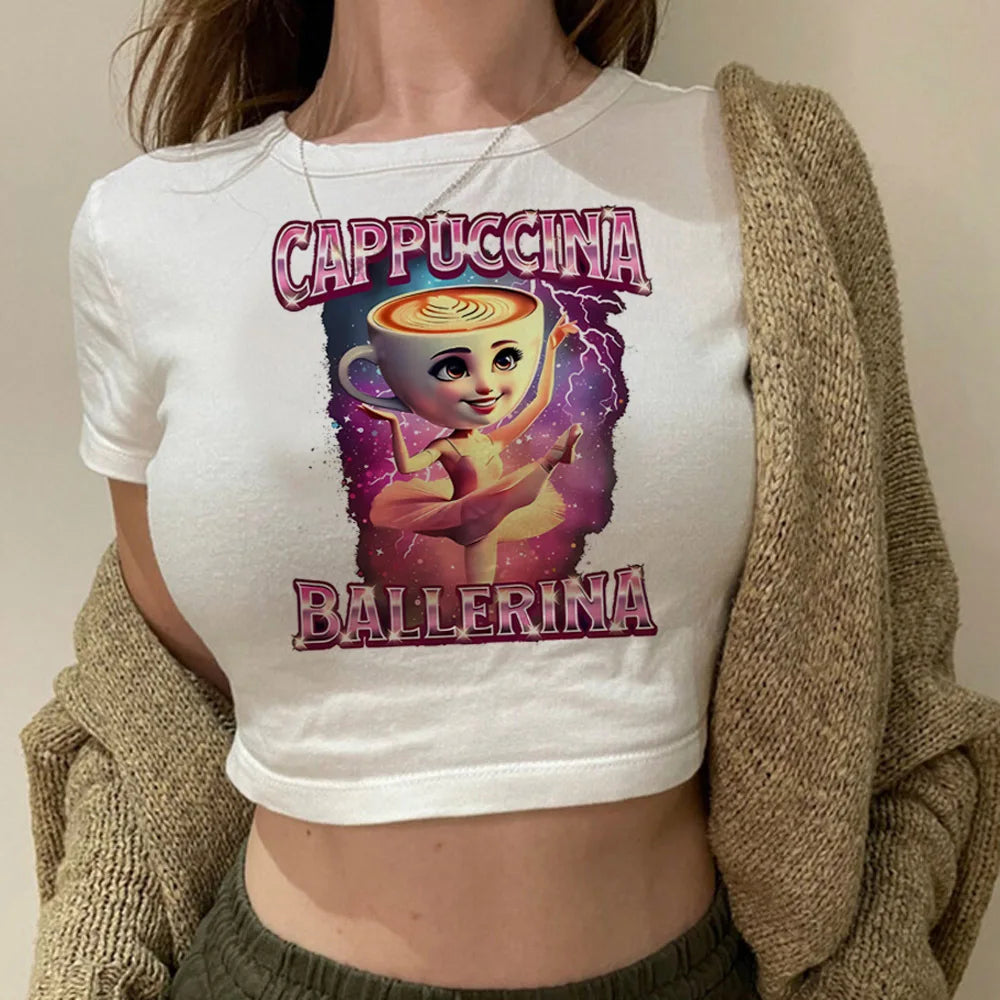 Maglietta Crop Top Italian Brainrot – Stile Memes Colorato e Trendy