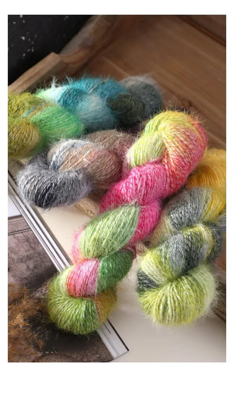 Filato Lana Multicolore Sfumato – Gomitolo Gradient per Maglieria e Uncinetto