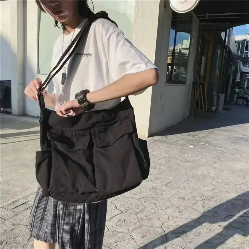 Borsa a tracolla donna con tasche e scomparti - foto 57 della galleria