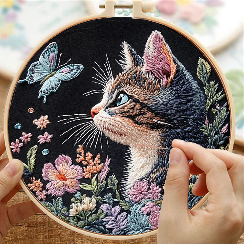 Kit Ricamo Gatto e Fiori – Set DIY Punto Croce per Principianti