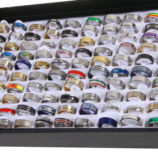 100 Anelli Misti in acciaio –  Per Uomo e Donna con Scatola Regalo