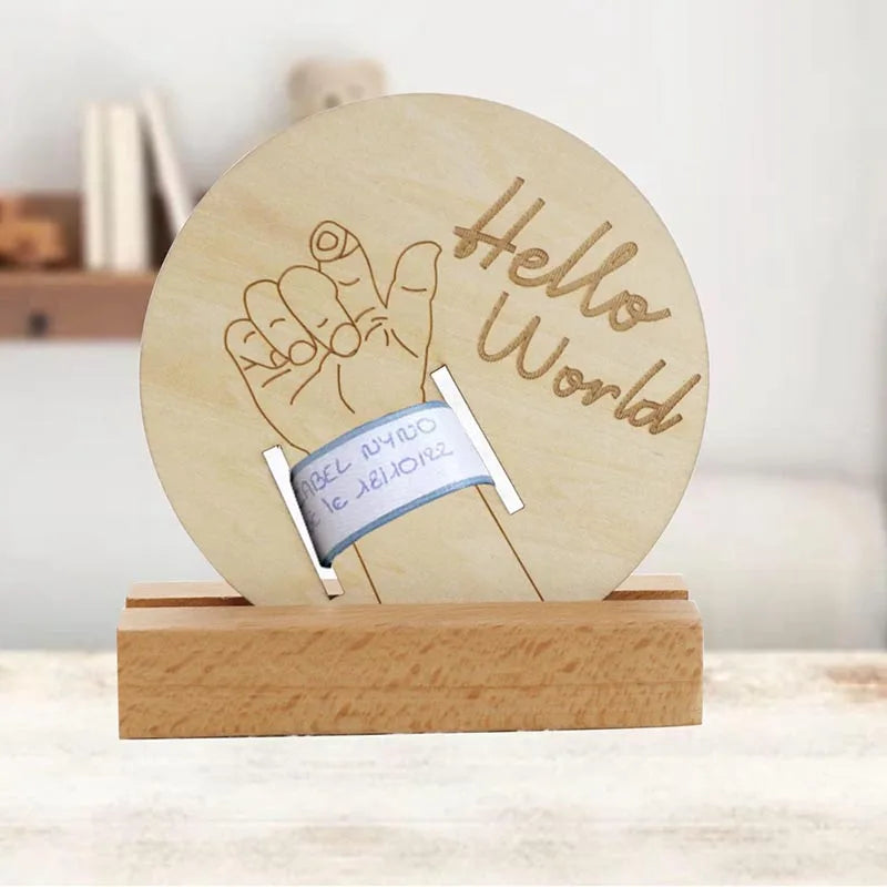 Porta Braccialetto Nascita Neonato – Targhetta Hello World in Legno