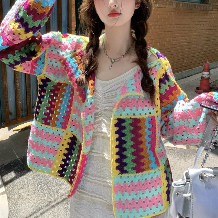 Cardigan crochet multicolore donna – Giacca traforata a righe arcobaleno, copertura leggera  e outfit boho