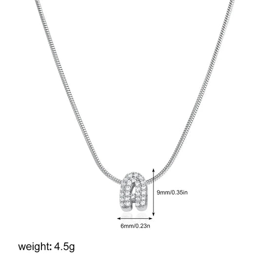 Collana iniziale personalizzabile A–Z con pavé di zirconi – acciaio, elegante