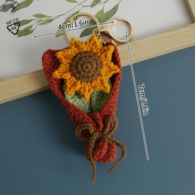 Portachiavi fiore all’uncinetto artigianale – charm amigurumi handmade per borse e chiavi
