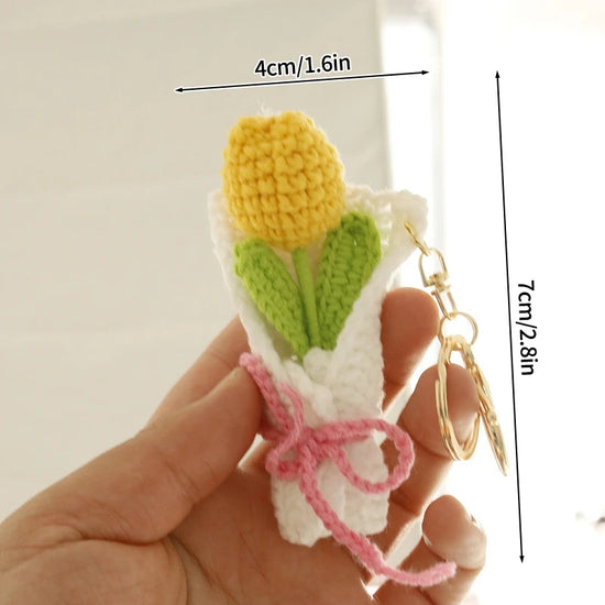 Portachiavi fiore all’uncinetto artigianale – charm amigurumi handmade per borse e chiavi