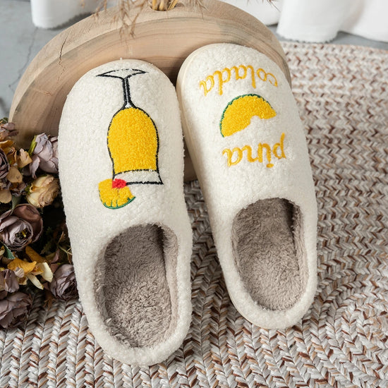Pantofole Donna Invernali simpatiche con Ricamo Pina Colada – Calde & Comode da Casa