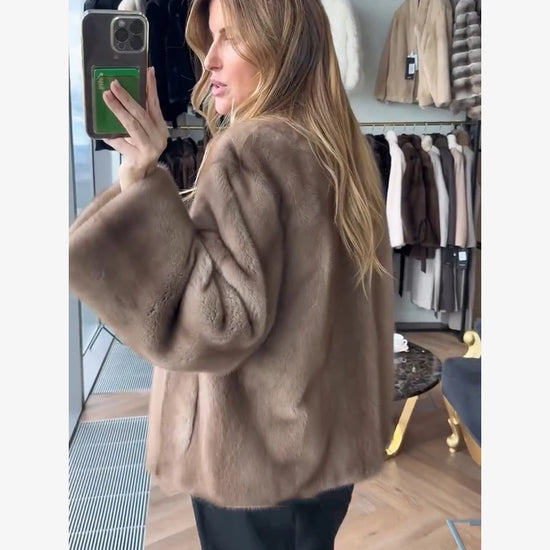 Cappotto donna in pelliccia sintetica dal taglio ampio