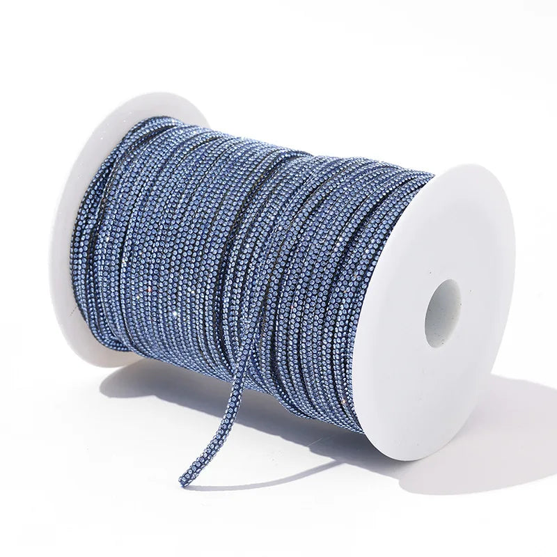Corda in Cotone con Strass in Vetro 4 mm – 5 Metri Applicabile con Ferro o Cucitura per Abiti, Borse e Scarpe