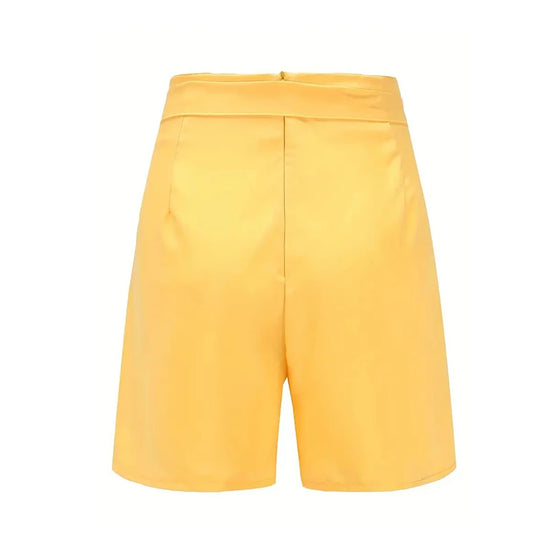 Shorts donna Y2K vita alta con bottoni, cintura e taglio vintage – perfetti per l’estate 2025
