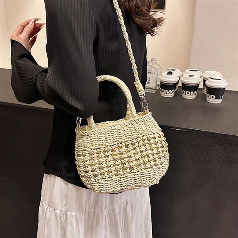 Borsa Piccola a Tracolla Donna in Paglia Intrecciata - Leggera e Trendy