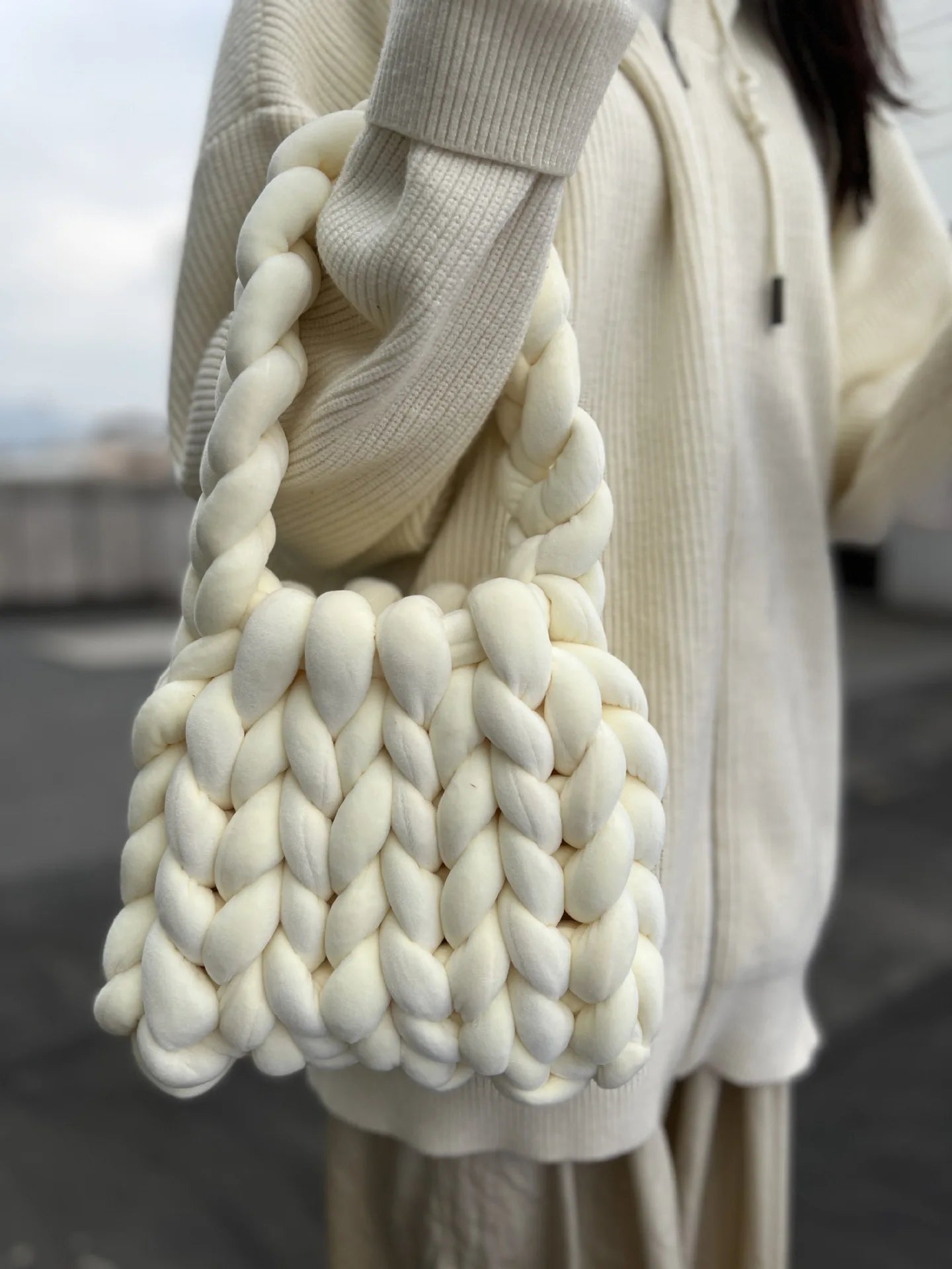 Borsa uncinetto in velluto intrecciato a mano – handbag artigianale unisex disponibile in più colori e dimensioni
