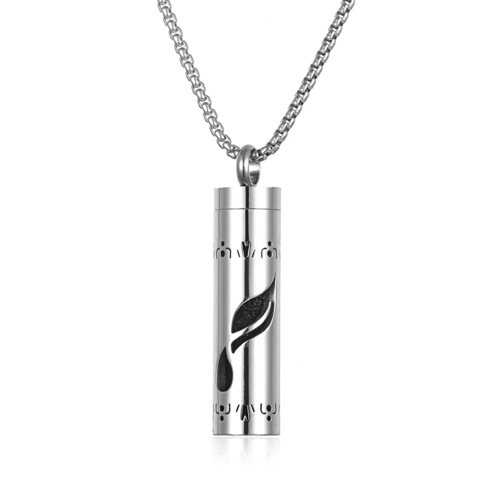 Collana diffusore profumo in acciaio – Aromaterapia wearable argento con spugnetta interna