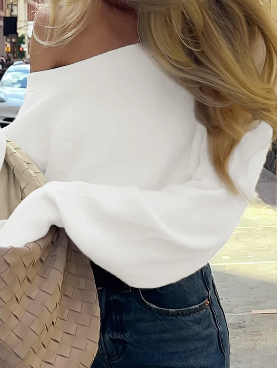 Maglione donna asimmetrico a collo alto e maniche lunghe