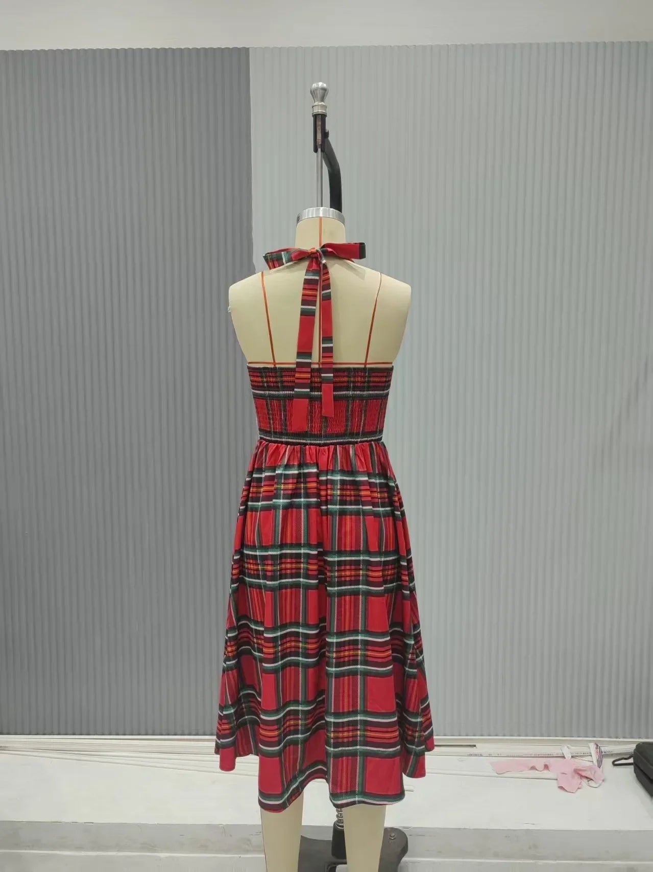 Abito donna autunno-inverno con motivo scozzese natalizio – manica lunga, vita regolare, stile elegante plaid rossa e verde