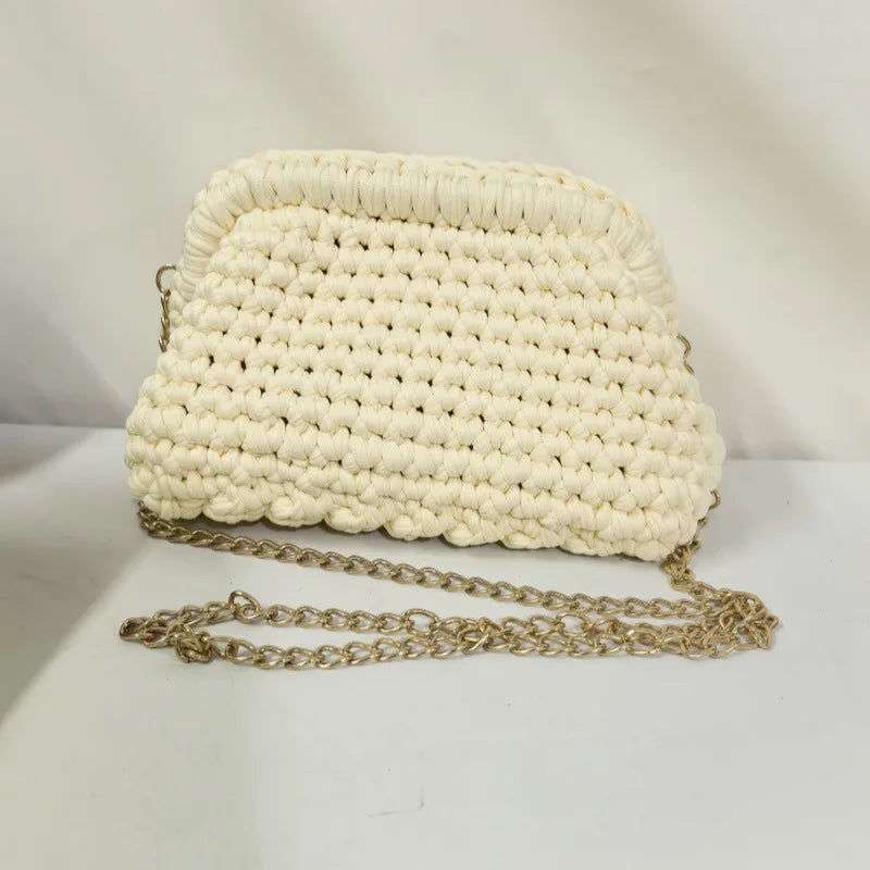 Clutch donna crochet fatta a mano – pochette artigianale intrecciata ideale per il giorno