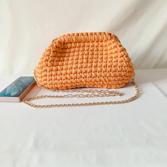 Clutch donna crochet fatta a mano – pochette artigianale intrecciata ideale per il giorno