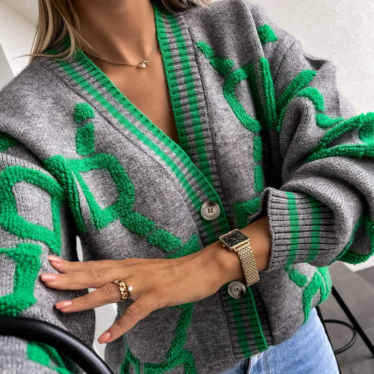 Cardigan lungo jacquard donna 2025 – Cappotto maglia jacquard con scollo a V, maniche lunghe e chiusura monopetto