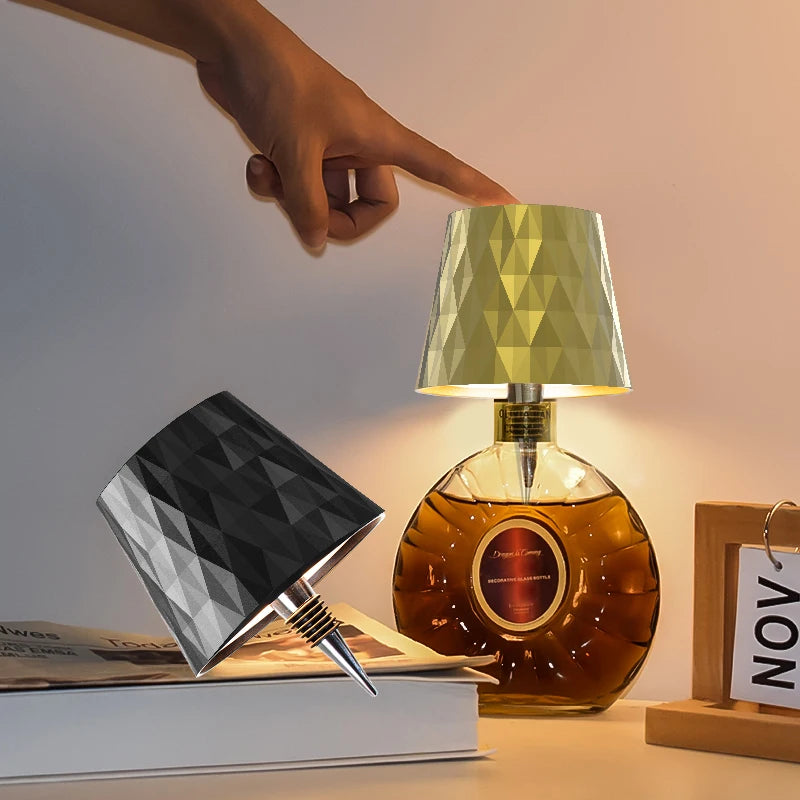 Lampada BOTLIGHT Led Ricaricabile per Bottiglia – Luce Portatile