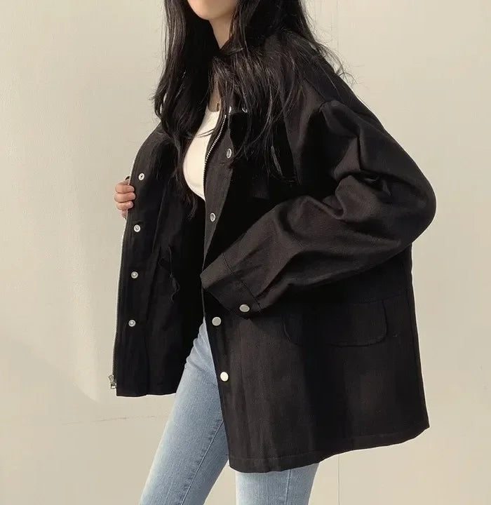 Giacca utility donna retro ‒ jacket con coulisse in vita, tasche, look chic autunno 2025