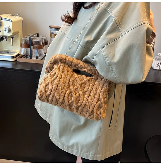 Borsa Crochet Donna Invernale – Crossbody Tricot con Catena e Texture Maglia
