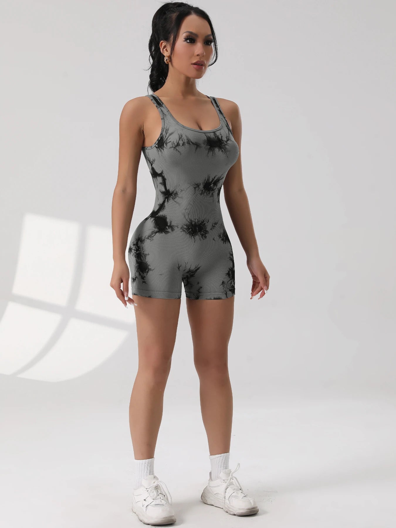 Jumpsuit sportiva donna 2025 – body seamless backless con scollo a U, elegante e funzionale