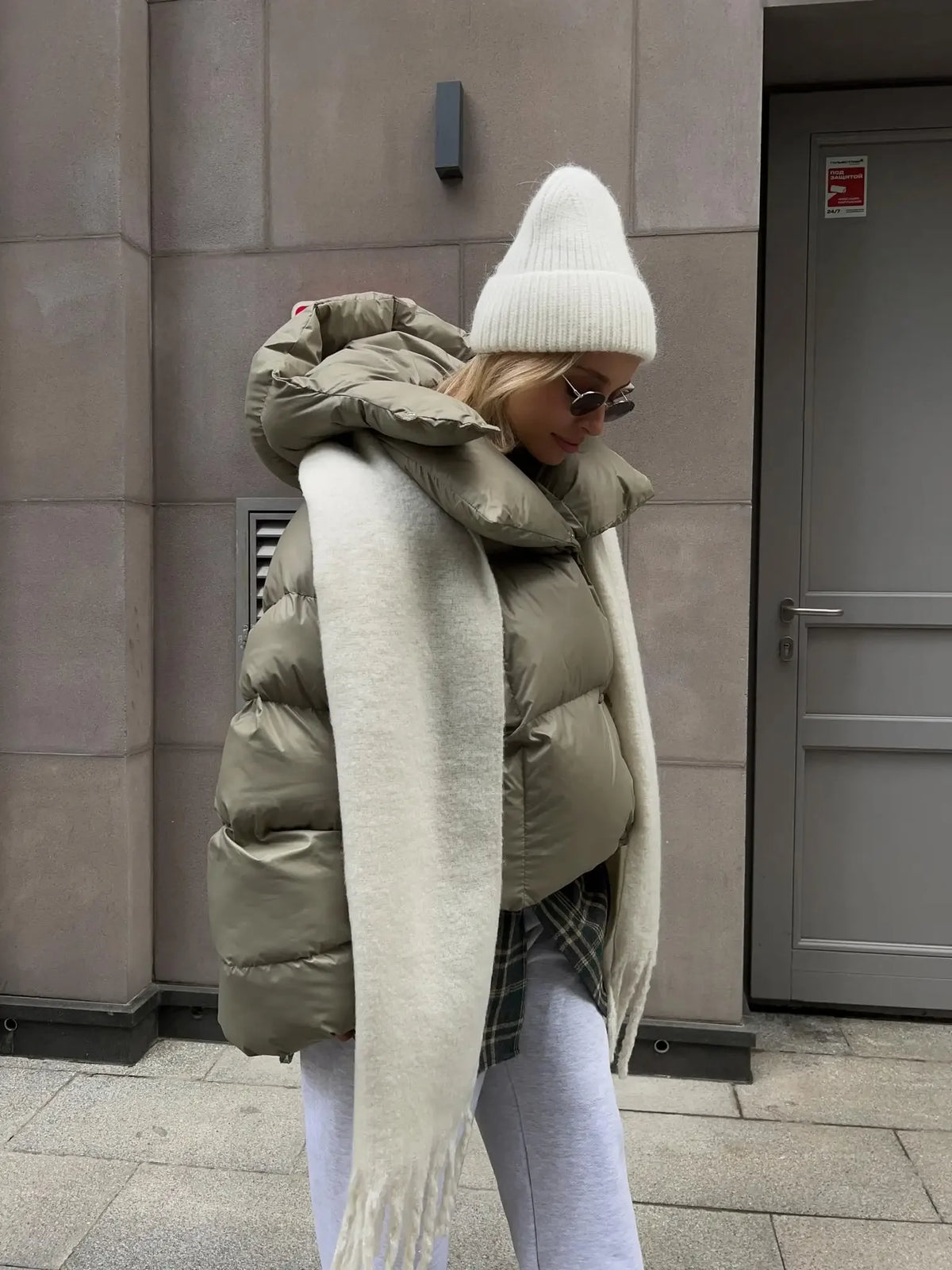 Piumino Donna Oversize con Cappuccio - immagine 15
