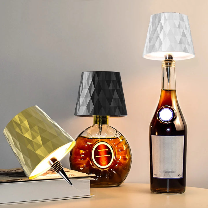 Lampada BOTLIGHT Led Ricaricabile per Bottiglia – Luce Portatile