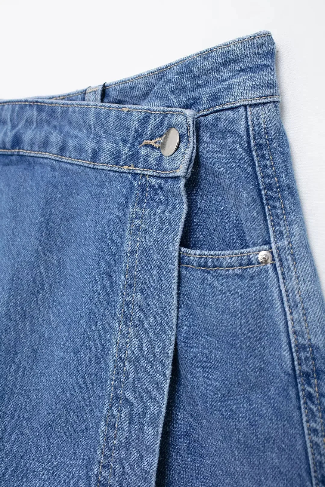 Completo Denim Donna – Set Top e Shorts Elegante Estate