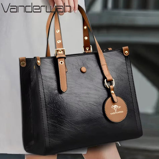 Borsa a tracolla donna con tasche e scomparti - foto 81 della galleria