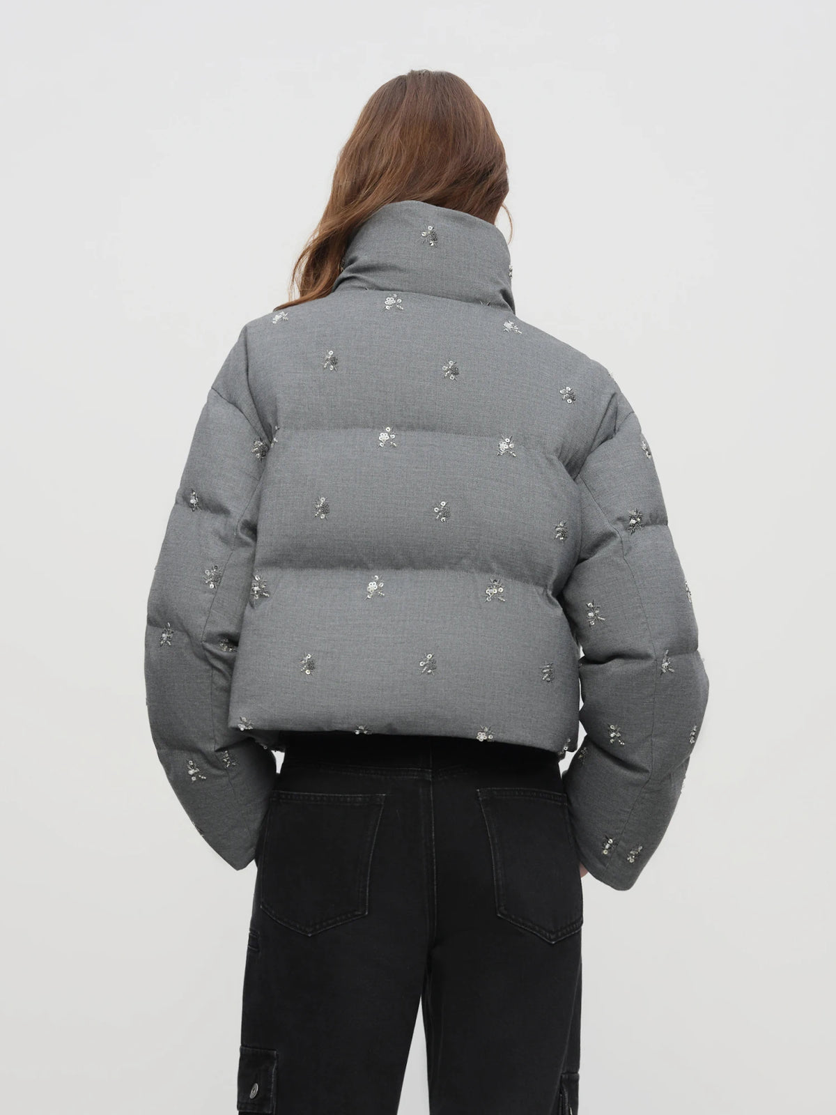 Piumino o gilet donna trapuntato con decorazioni - foto 17 della galleria