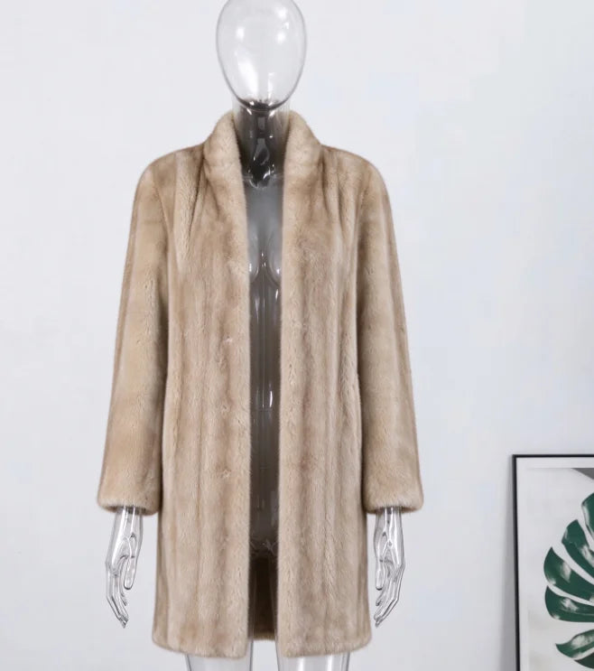 Cappotto donna in pelliccia sintetica dal taglio ampio