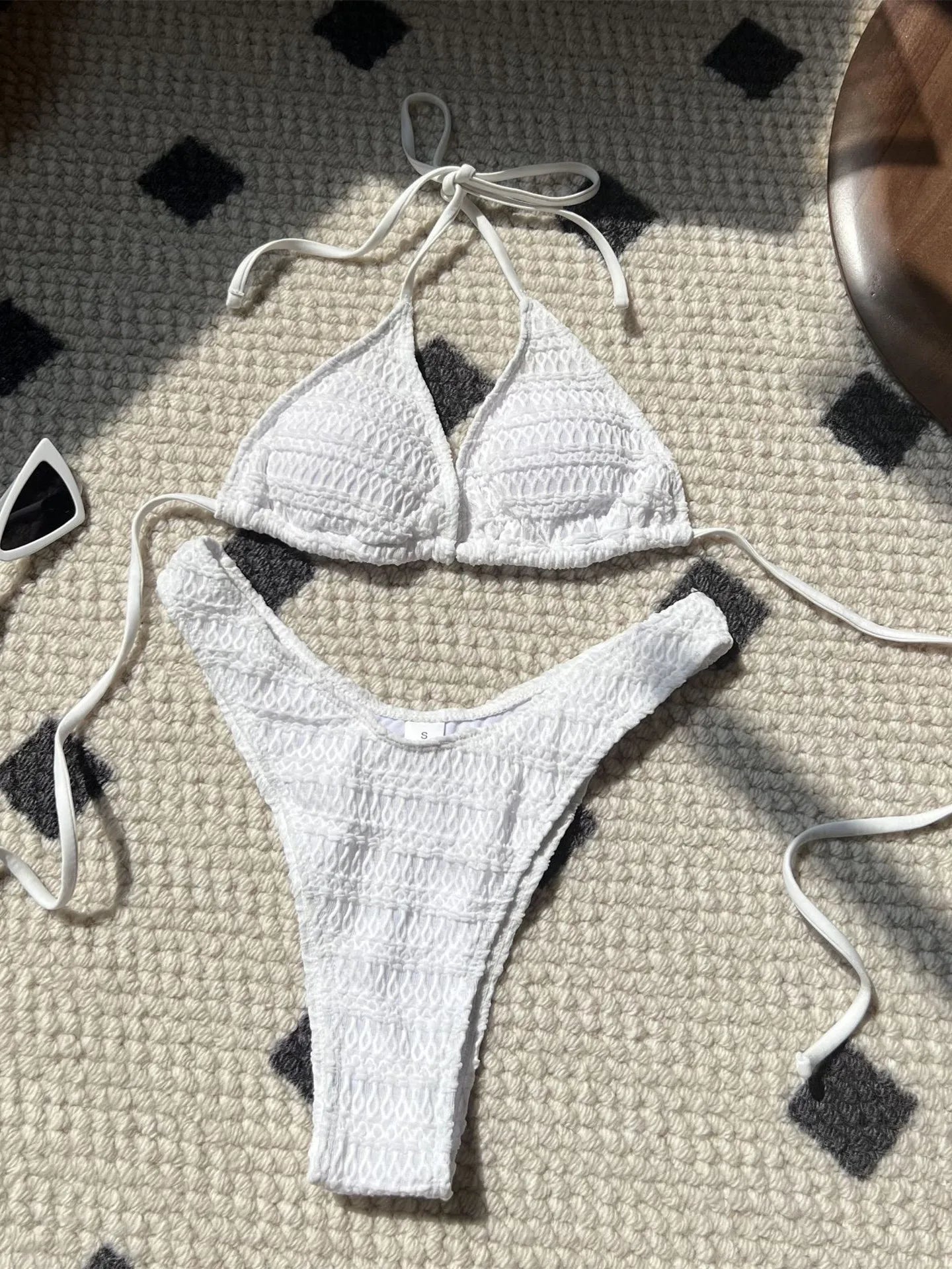 Bikini uncinetto effetto handmade – Novità estate 2025