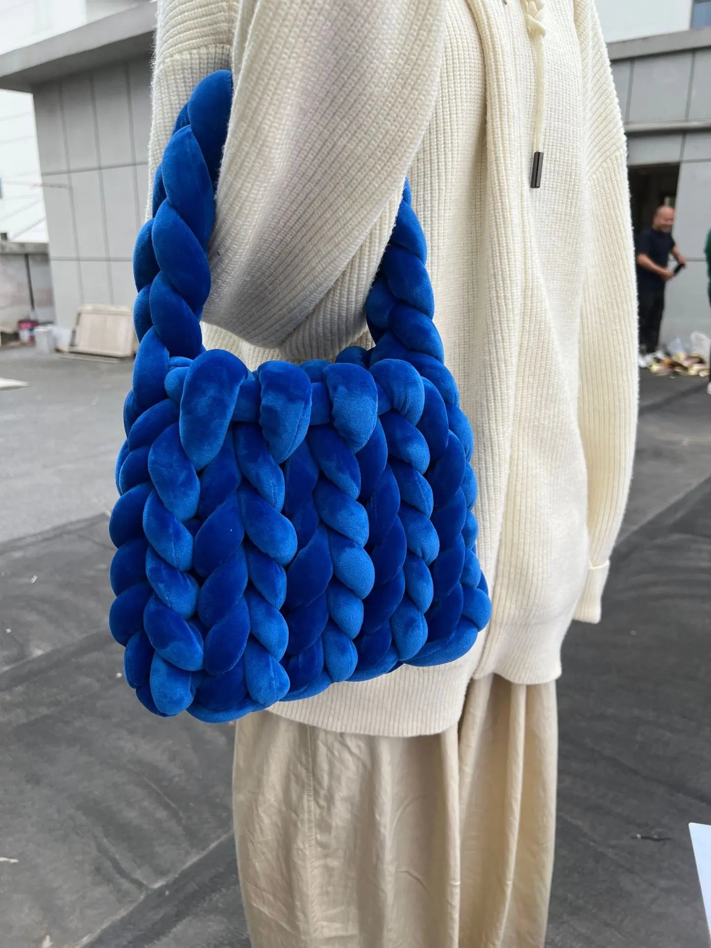 Borsa uncinetto in velluto intrecciato a mano – handbag artigianale unisex disponibile in più colori e dimensioni