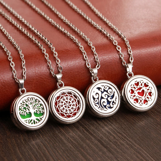 Collana Aromaterapia Albero della Vita – Ciondolo Rotondo Diffusore Oli Essenziali in Acciaio Inox | Idea Regalo Donna