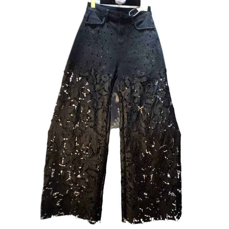 Jeans Donna con Pizzo Nero – Denim Fashion e Moderno