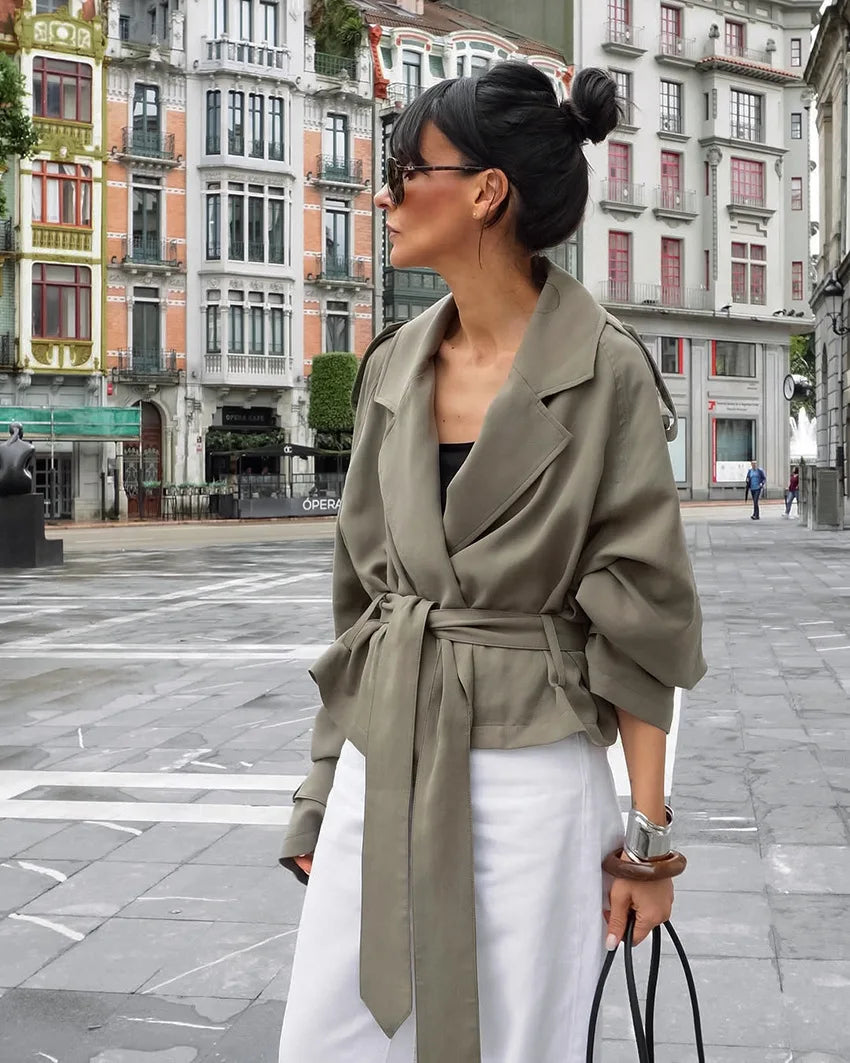 Trench coat corto con lacci per donna – Giacca a maniche lunghe, colletto a revers, abbottonatura singola, stile casual elegante per la primavera/autunno 2025