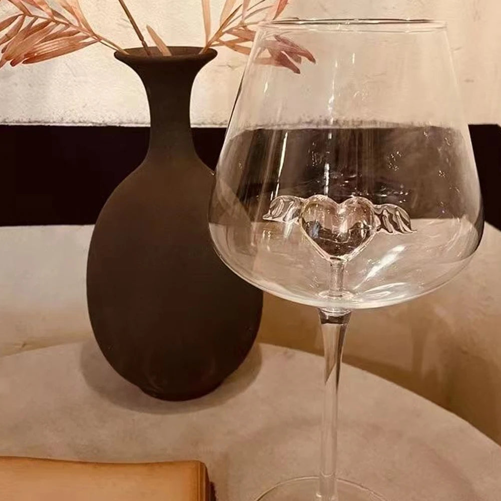 Set Bicchieri da Vino Rosso con Cuori Rosa – Calici Romantici per San Valentino