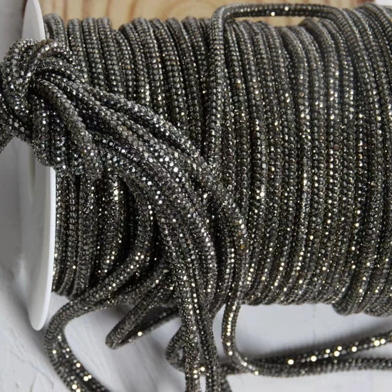Cordino strass 4 mm – 45 metri di decorazione cristallo/rhinestone per abiti, scarpe, borse e fai-da-te
