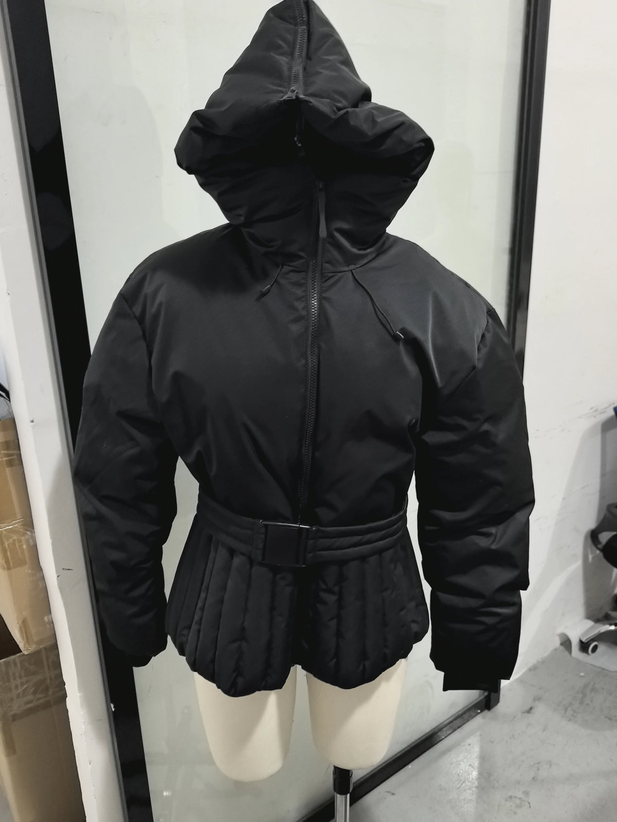 Abbigliamento neve donna: giacca, pantaloni o tuta