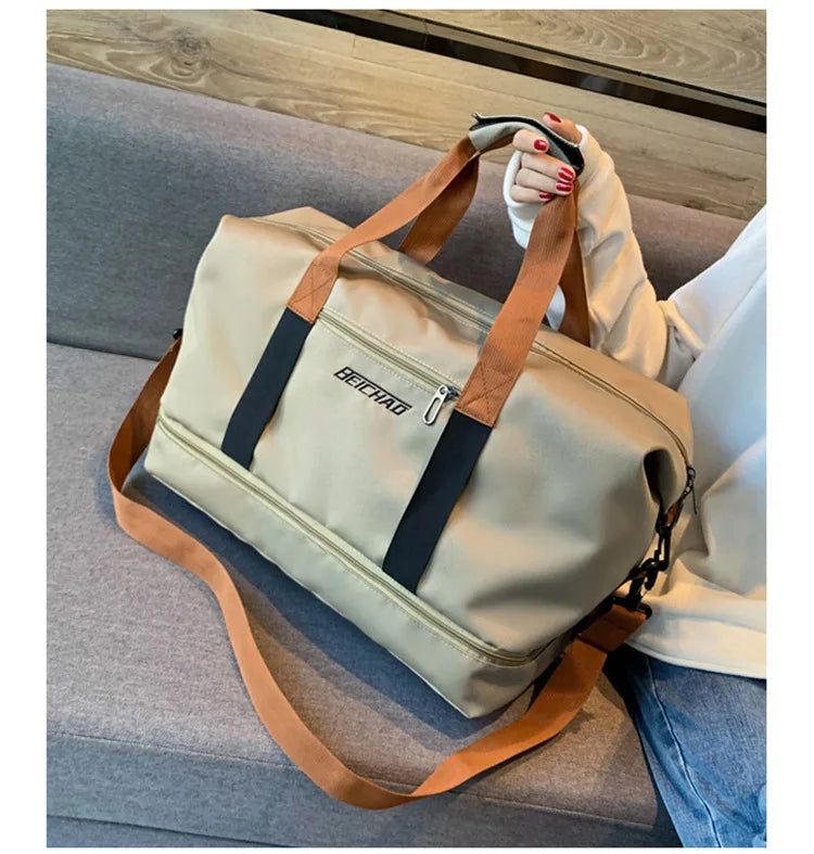 Borsa weekender / palestra donna 2025 – duffle impermeabile, compatta e versatile con tracolla e formato carry-on