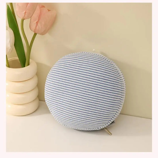 Cuscino da Viaggio 2-in-1 con Mascherina per Occhi – Supporto per Collo e Riposo comodo