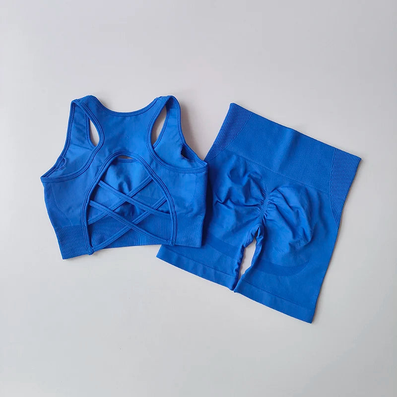 Set seamless donna 2025 – top sportivo e shorts vita alta, look fitness elegante e funzionale