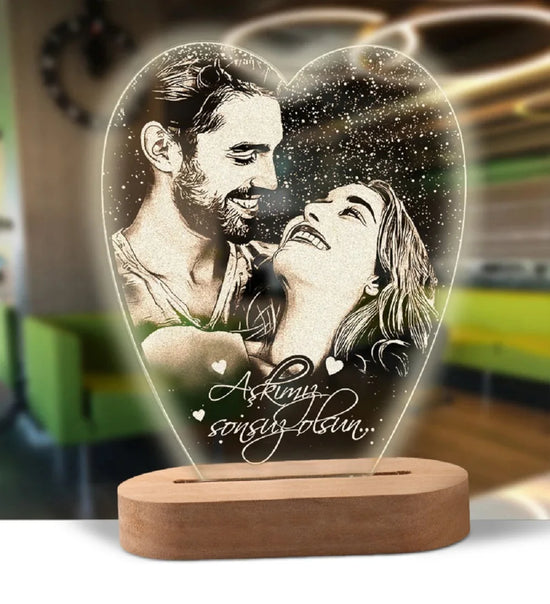 Lampada LED 3D Personalizzata con Foto, Nome e Data – Regalo Romantico per Coppie