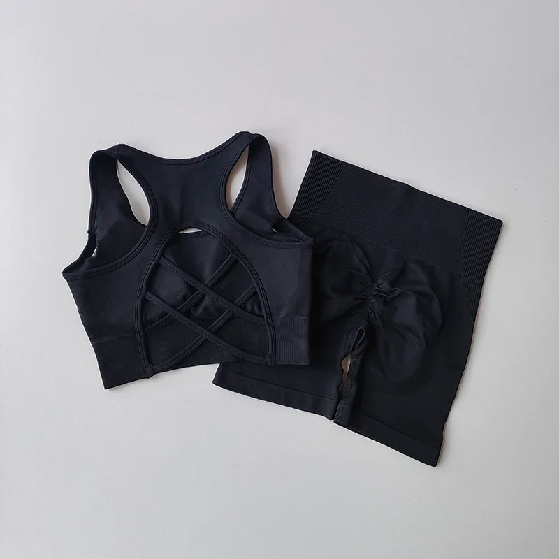 Set seamless donna 2025 – top sportivo e shorts vita alta, look fitness elegante e funzionale