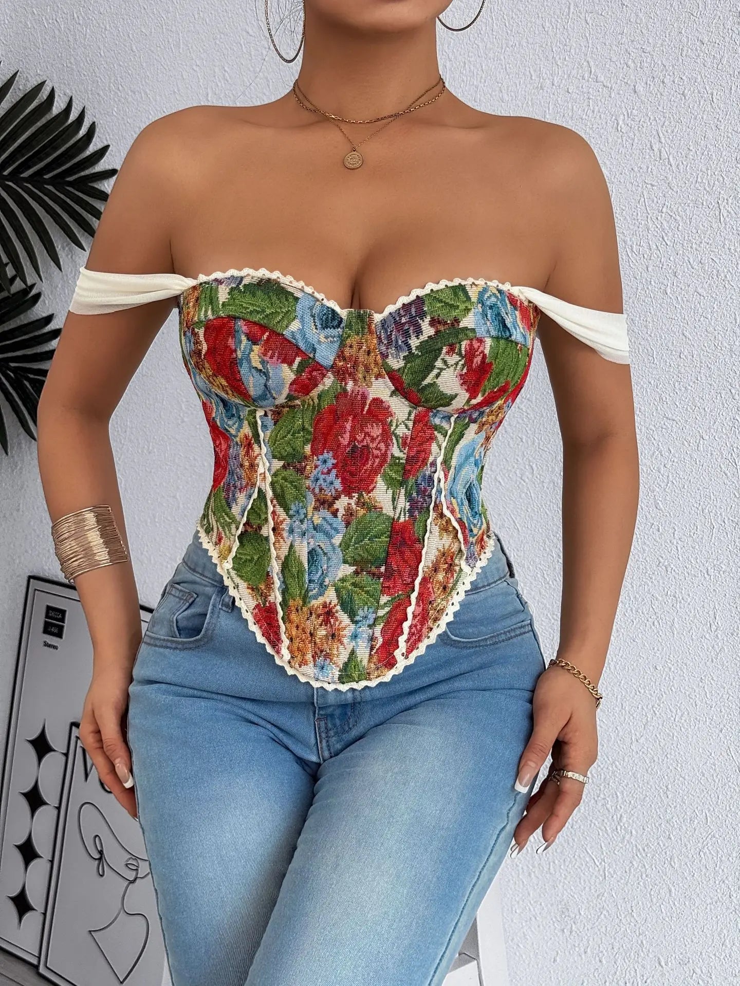 Top Donna in Pizzo Ricamato – Corsetto Elegante e Sexy