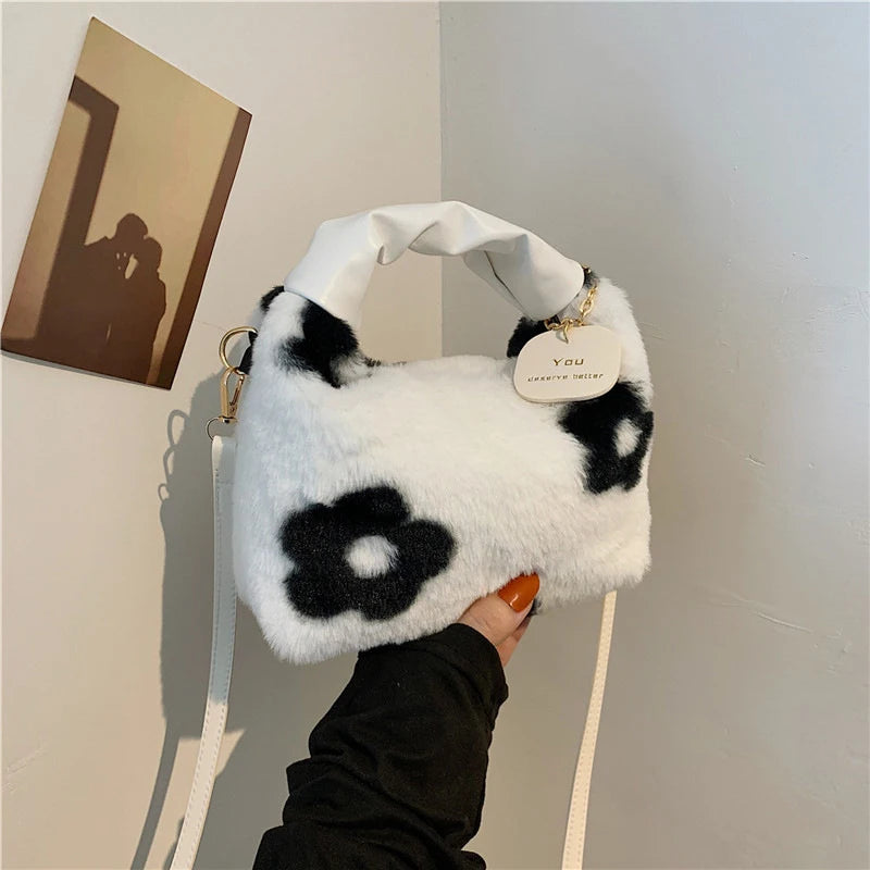 Borsa a mezzaluna in ecopelliccia donna – Hobo half-moon con manico arricciato e tracolla crossbody