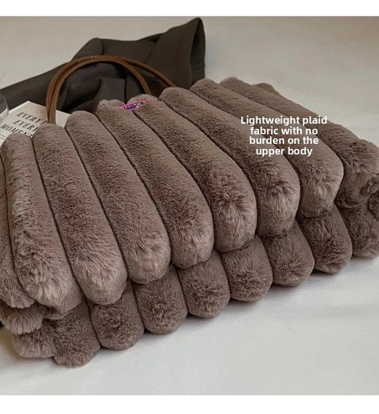 Tote bag a righe in peluche – borsa capiente e soffice per inverno 2025